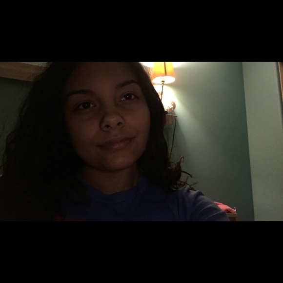 Meet your Posher, Whitney - Picture 1 of 1